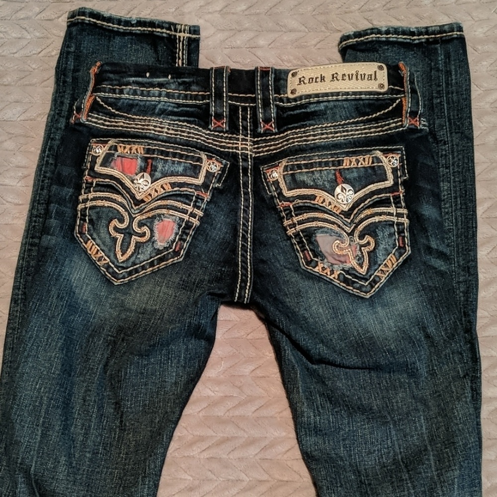 Rock Revival. Raven Straight Jean. Size 24